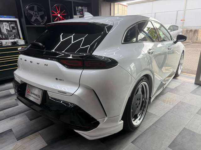 Toyota Crown Sport 11