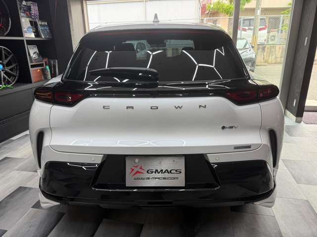 Toyota Crown Sport 12