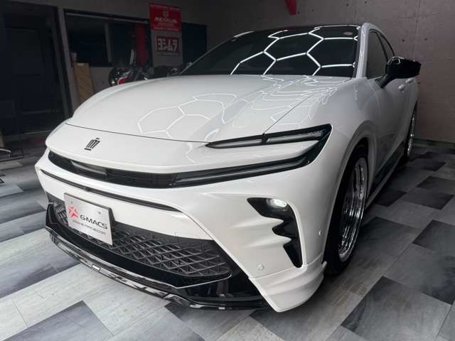 Toyota Crown Sport 2