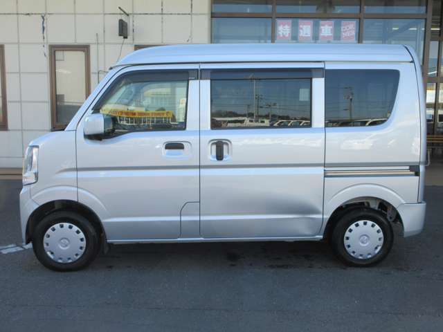 Nissan NV100 Clipper 9