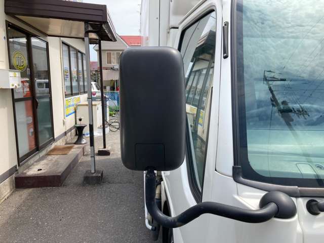 Isuzu Elf 9