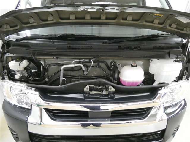 Toyota Hiace 11