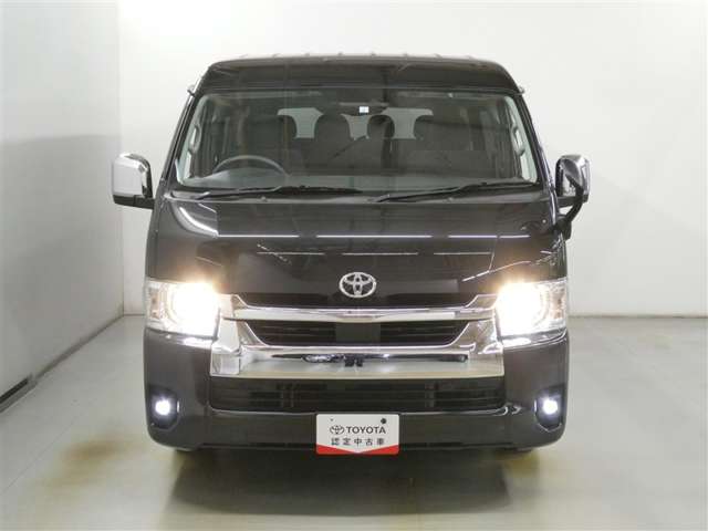 Toyota Hiace 3