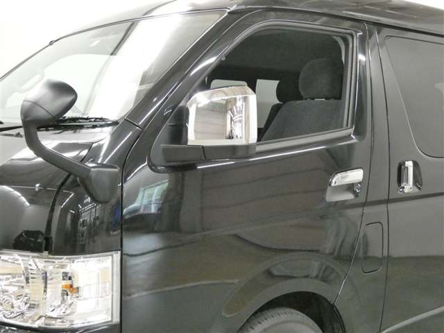 Toyota Hiace 8