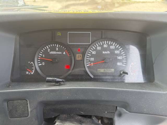 Isuzu Elf 11