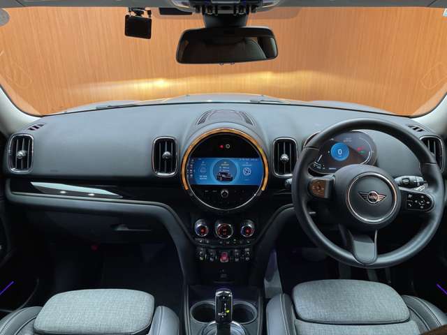 MINI Crossover 4