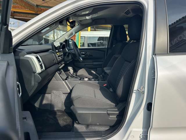 Mitsubishi Triton 5