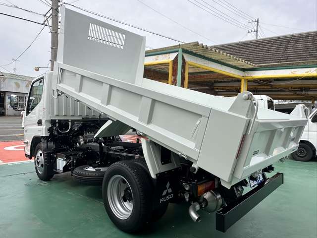 Mitsubishi Fuso Canter 5