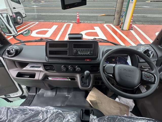 Mitsubishi Fuso Canter 7