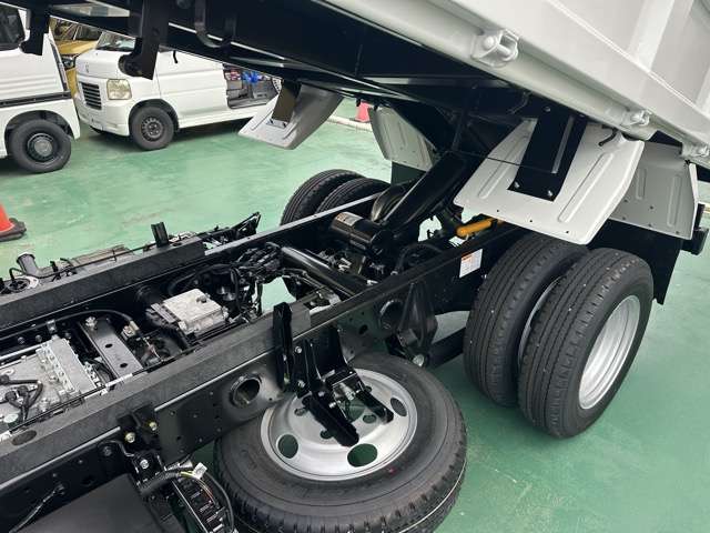 Mitsubishi Fuso Canter 10