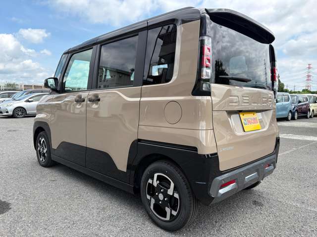 Mitsubishi Delica Mini 11