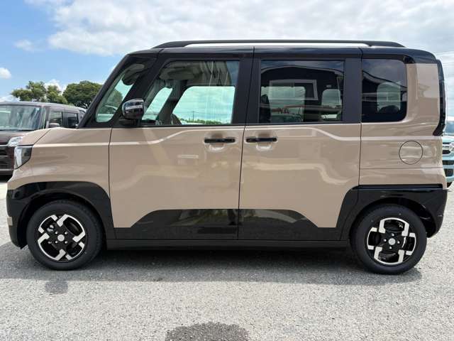 Mitsubishi Delica Mini 12