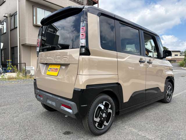Mitsubishi Delica Mini 9