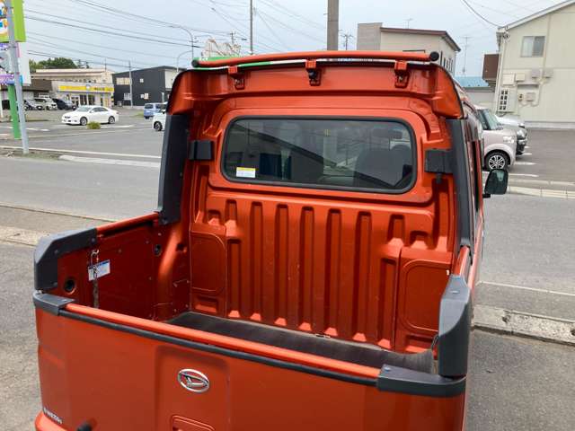 Daihatsu Hijet Deck Van 12