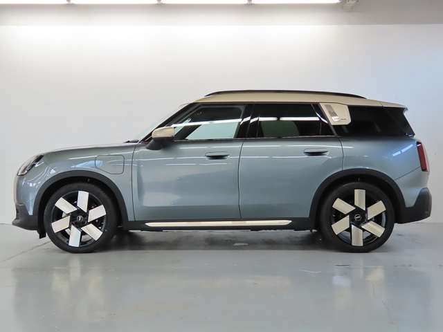 MINI Countryman 12