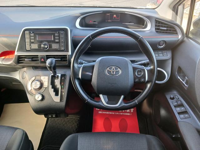 Toyota Sienta 2