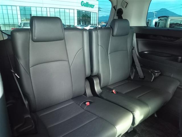 Toyota Alphard 11