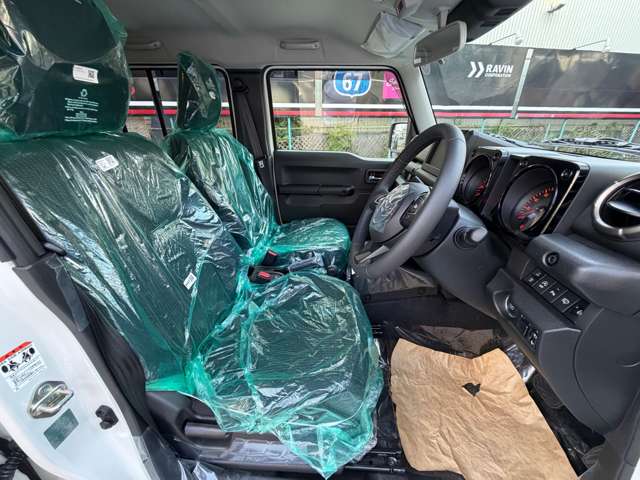Suzuki Jimny Nomade 11