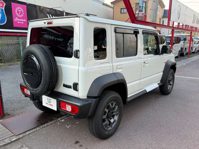 Suzuki Jimny Nomade 2
