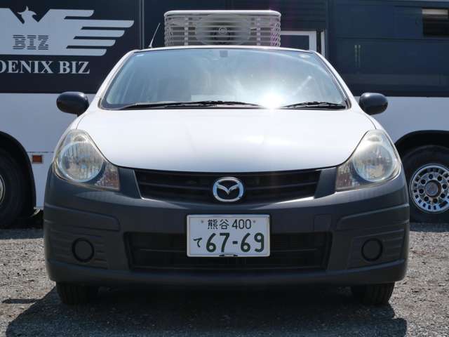 Mazda Familia Van 2