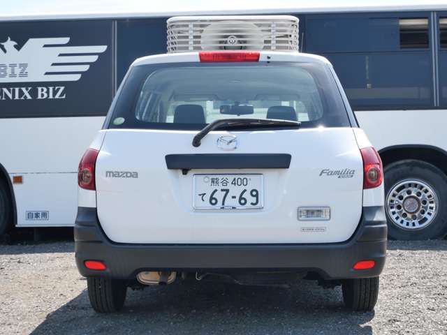 Mazda Familia Van 6