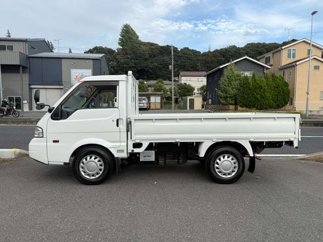 Mazda Bongo Truck 10