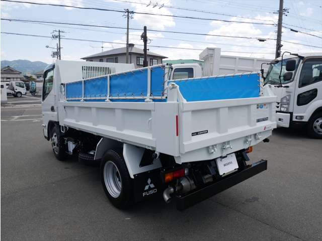 Mitsubishi Fuso Canter 8