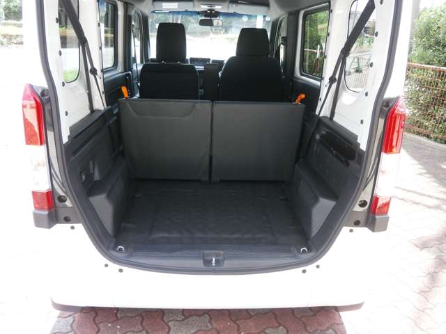 Honda N-VAN 12
