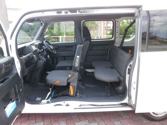 Honda N-VAN 10
