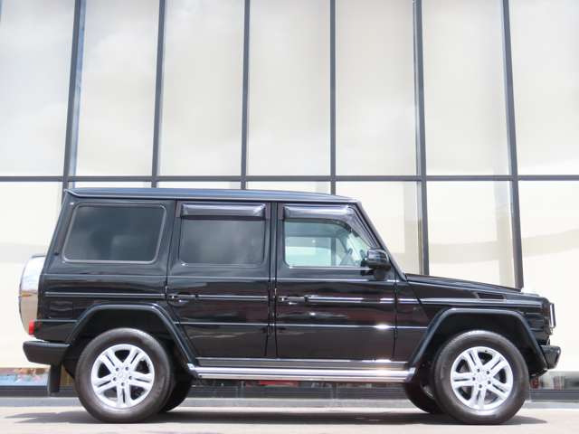 Mercedes-Benz G-Class 8
