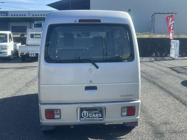 Suzuki Every 11