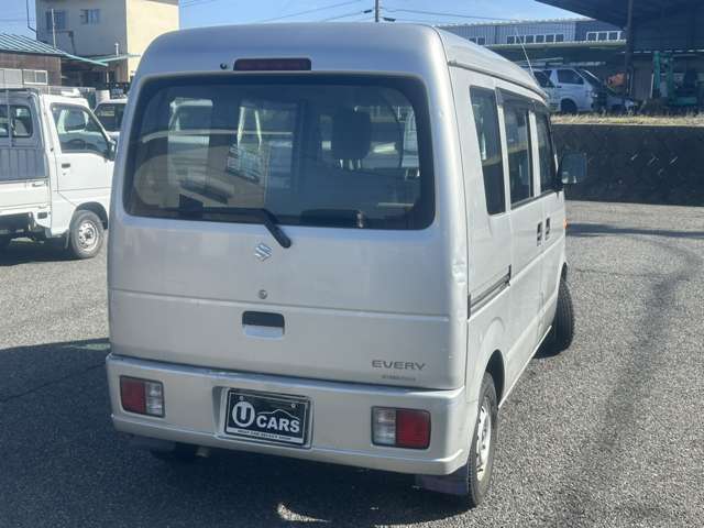 Suzuki Every 12