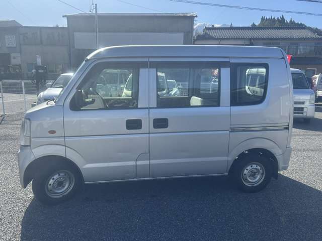 Suzuki Every 9