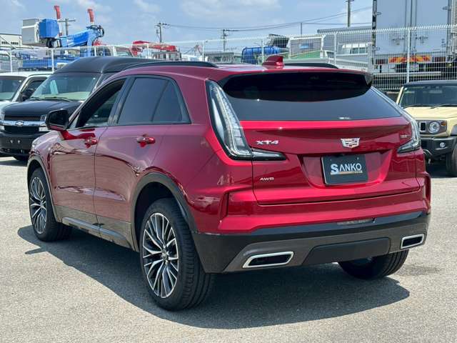 Cadillac XT4 4