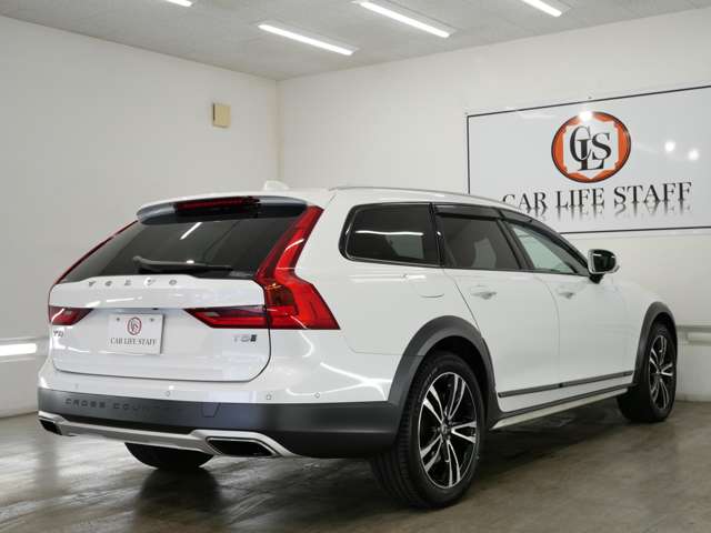 Volvo V90 Cross Country 5