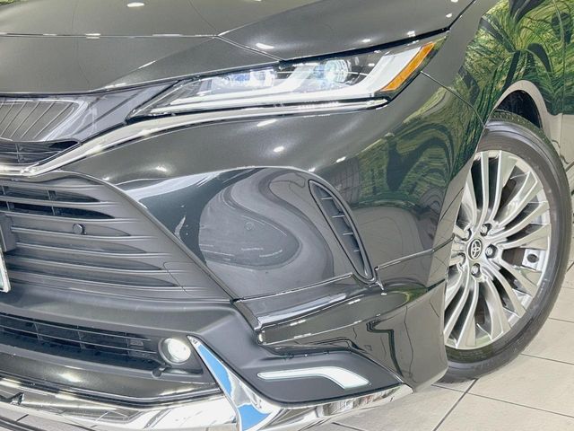Toyota Harrier 12