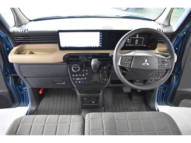 Mitsubishi Delica Mini 5