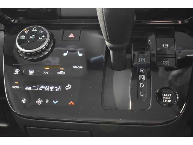 Mitsubishi Delica Mini 11