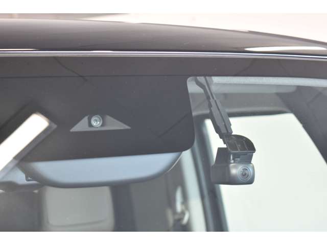 Mitsubishi Delica Mini 5
