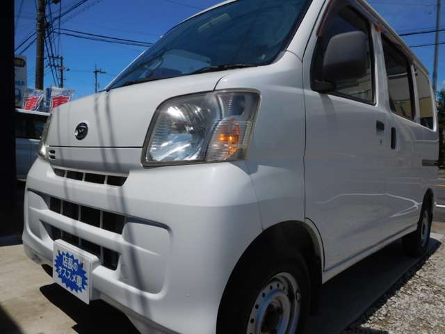 Daihatsu Hijet Cargo 11