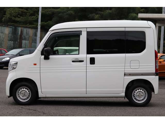 Honda N-VAN 12