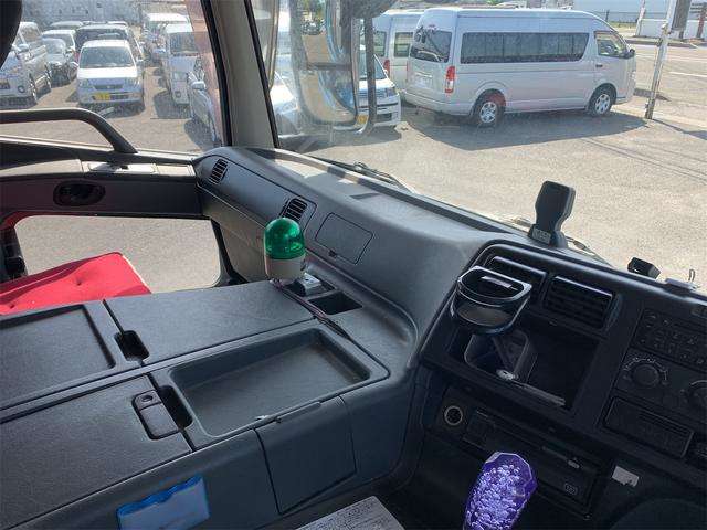 Mitsubishi Fuso Super Great 12