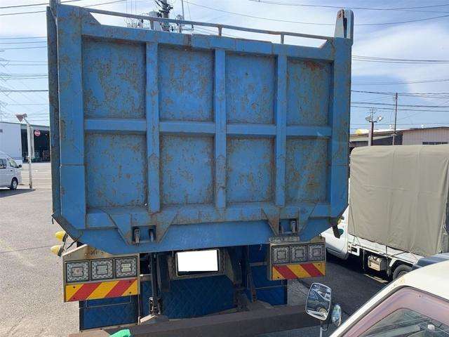 Mitsubishi Fuso Super Great 3
