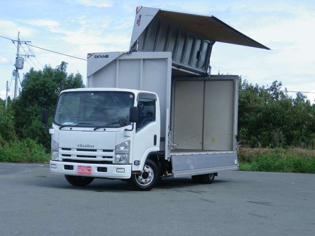 Isuzu Elf 2