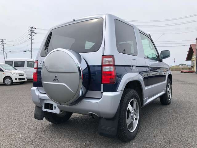 Mitsubishi Pajero Mini 7