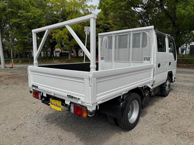 Isuzu Elf 8