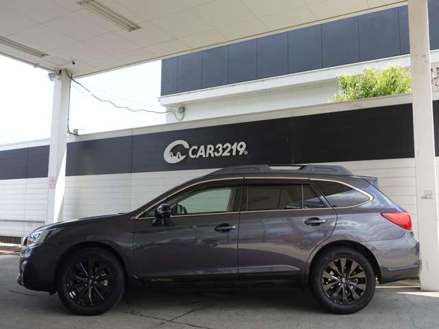 Subaru Legacy Outback 11