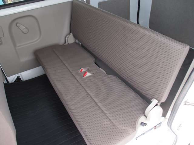 Nissan NV100 Clipper 12
