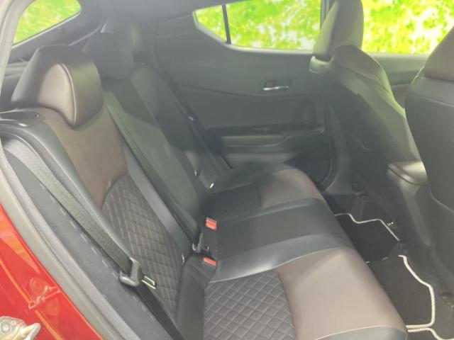 Toyota C-HR 7