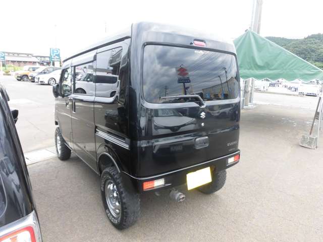 Suzuki Every 9
